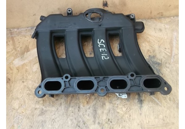 колектор впускний Renault 1.8, 2.0 16 V, 8200125684